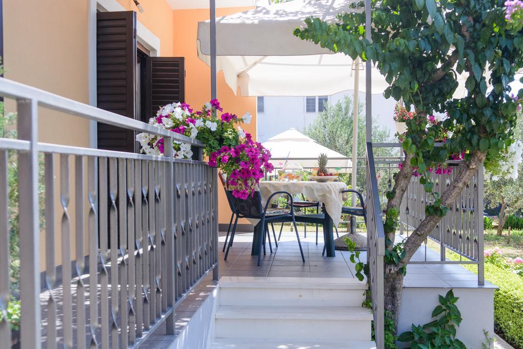 Apartments Grgic Trogir Quarto foto